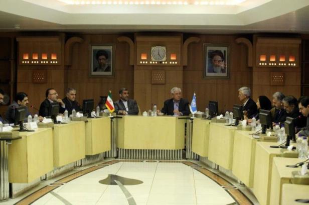 224603_136243986520411_1382553202_n