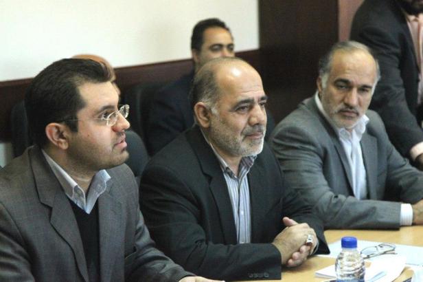 253959_136141326530677_922129844_n